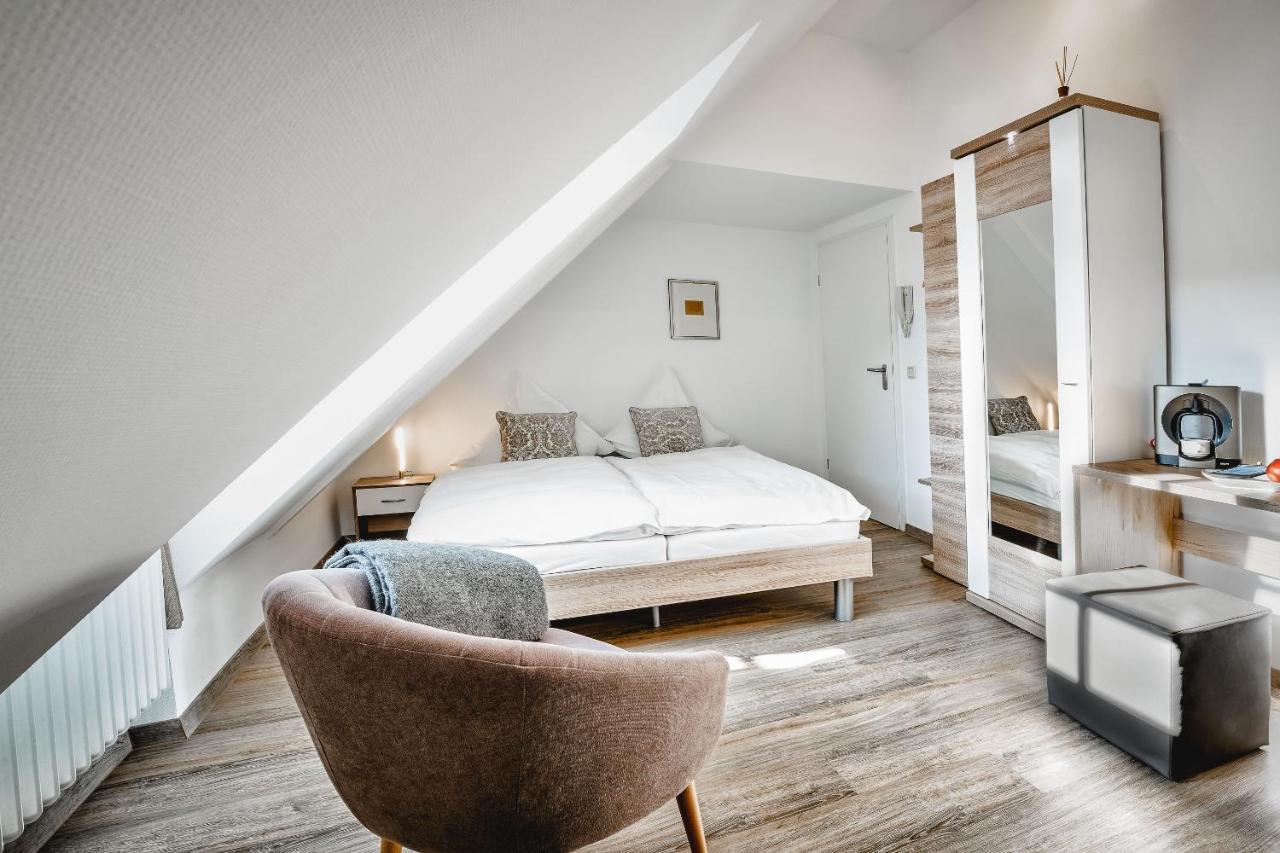 Residenz Weingut Schloss Reinhartshausen Bed & Breakfast Eltville am Rhein Exterior photo
