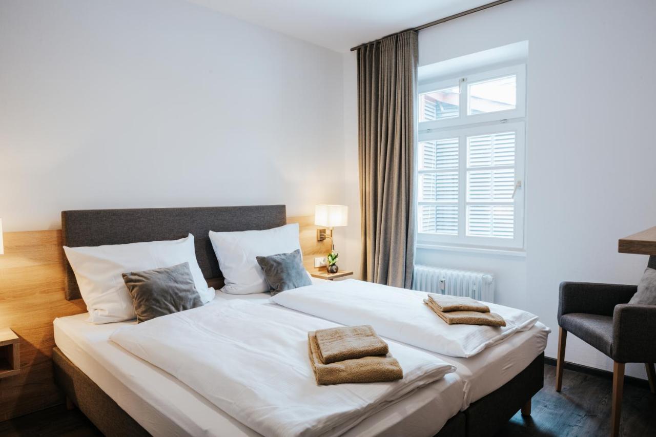 Residenz Weingut Schloss Reinhartshausen Bed & Breakfast Eltville am Rhein Exterior photo